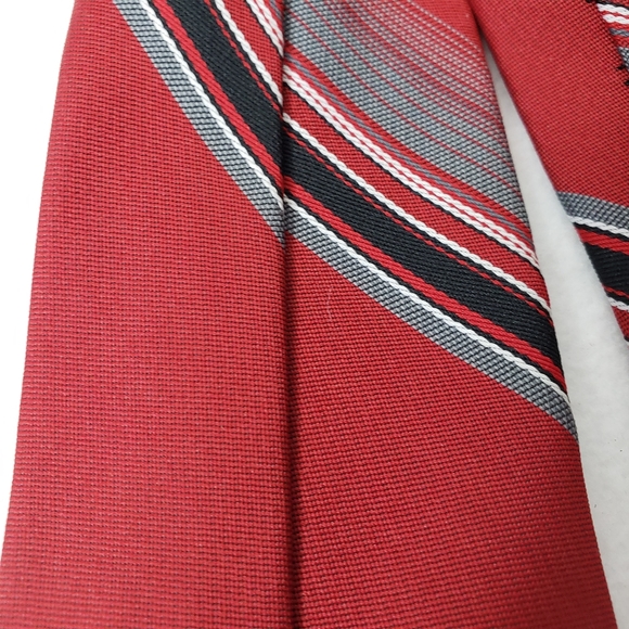 Vintage Italian All Silk Hand Made Mens Neck Tie Maroon Grey Gray Black Stripe - Picture 12 of 12